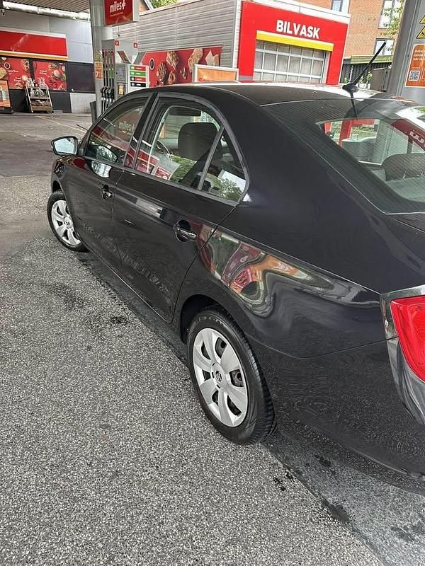 Brugt Skoda Rapid Ambition 90 HK (66 kW) 2016 Sort Hatchback