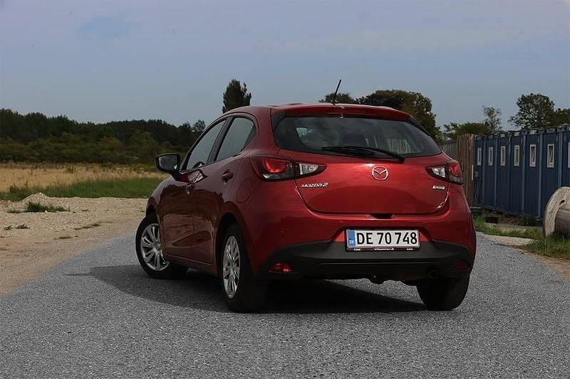Brugt Mazda 2 90 HK (66 kW) 2015 Rød Hatchback