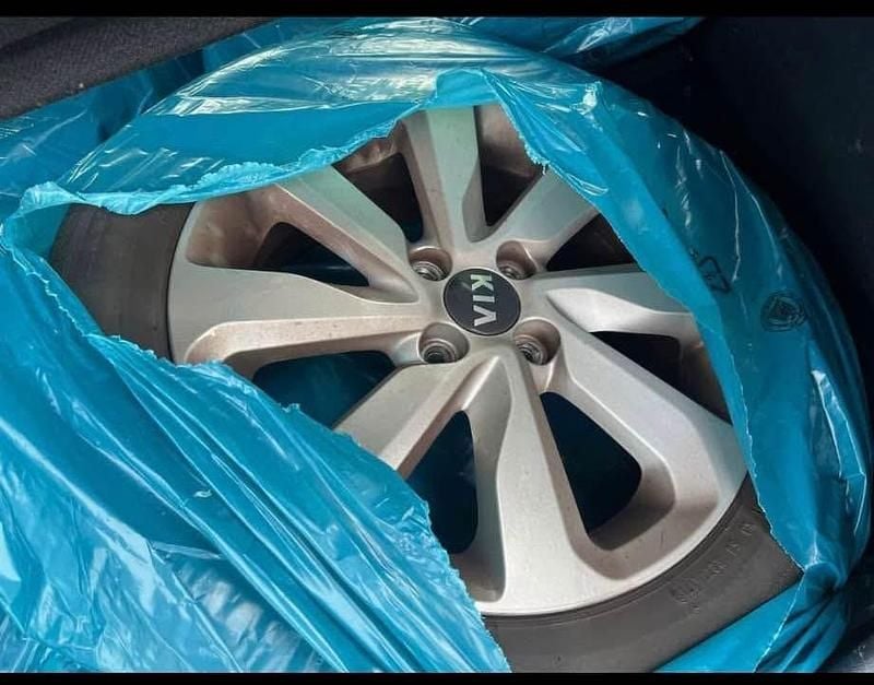 Brugt Kia Rio 83 HK (61 kW) 2015 Grå MPV