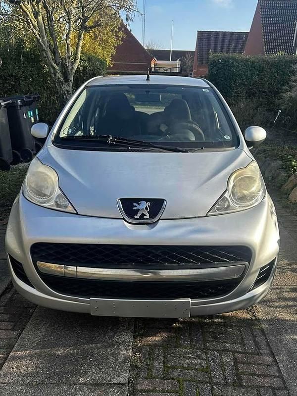 Brugt Peugeot 107 68 HK (50 kW) 2010 Hatchback