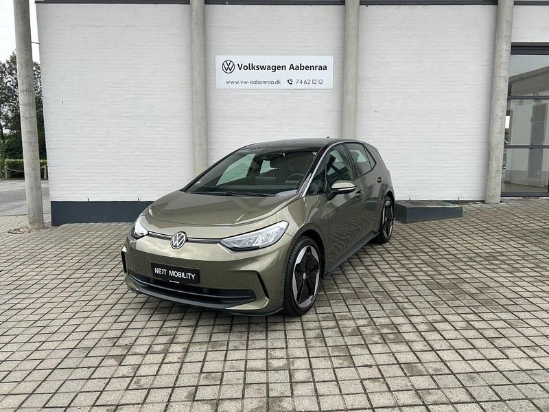 Mørkgrønmetal Ny 2026 VW ID.3 Move Hatchback | 312.490 kr. - Billede 1/4