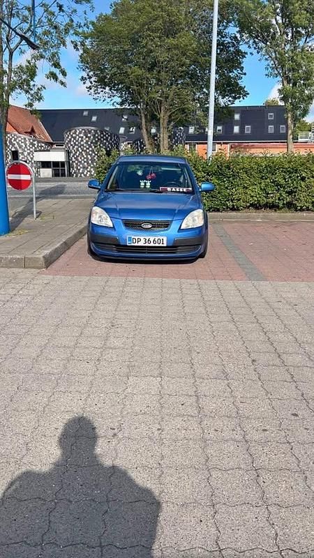 Brugt 2007 Kia Rio MPV | 15.000 kr. - Billede 1/4