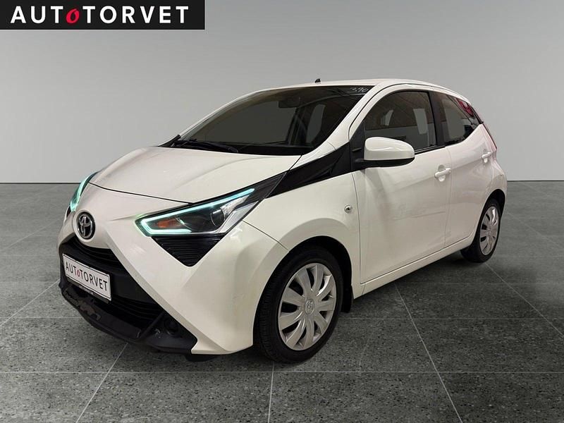 Hvid Brugt 2019 Toyota Aygo Hatchback | 54.700 kr. (Super pris) - Billede 1/4