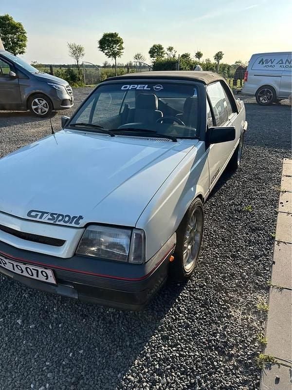 Brugt Opel Ascona 116 HK (85 kW) 1985 Cabriolet