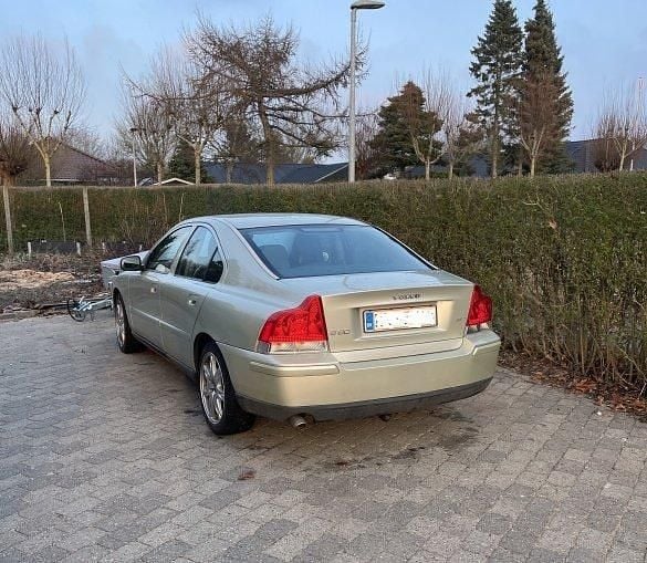 Brugt Volvo S60 Kinetic 209 HK (153 kW) 2007 Sedan