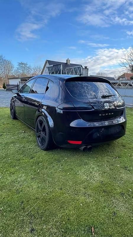 Brugt Seat Leon CUPRA 241 HK (177 kW) 2008 Hatchback