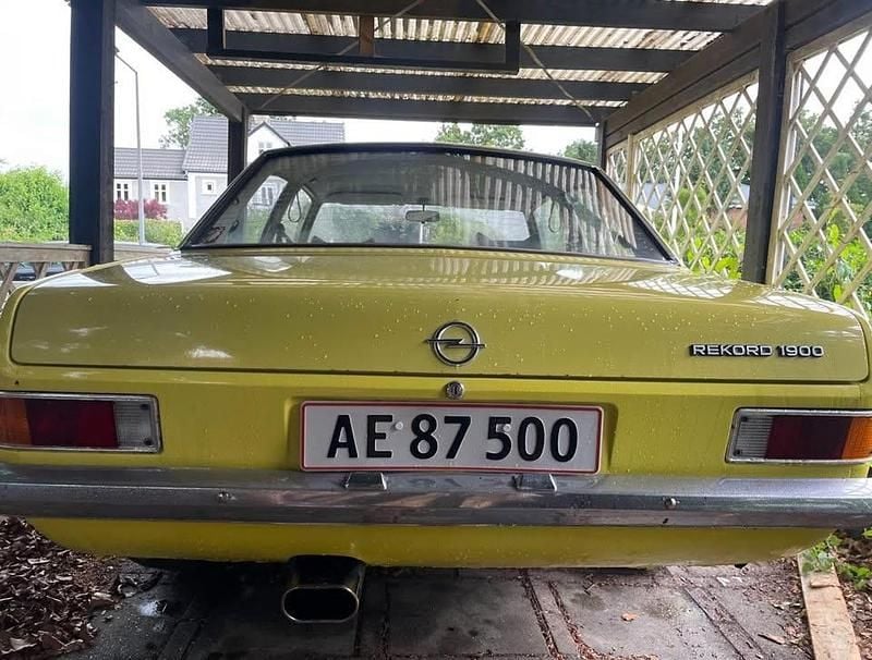 Brugt Opel Rekord 1974 Gul Sedan