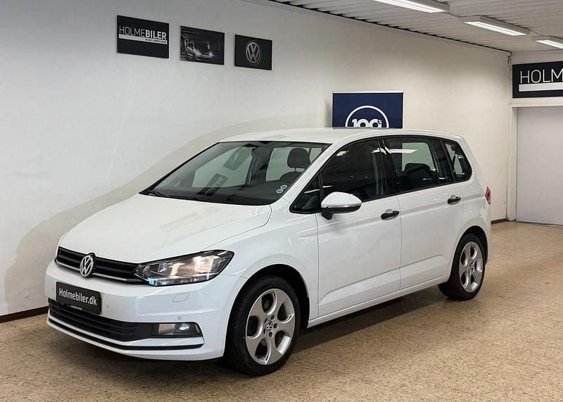Hvid Brugt 2016 VW Touran Trendline MPV | 104.900 kr. (Lidt for dyr) - Billede 1/4