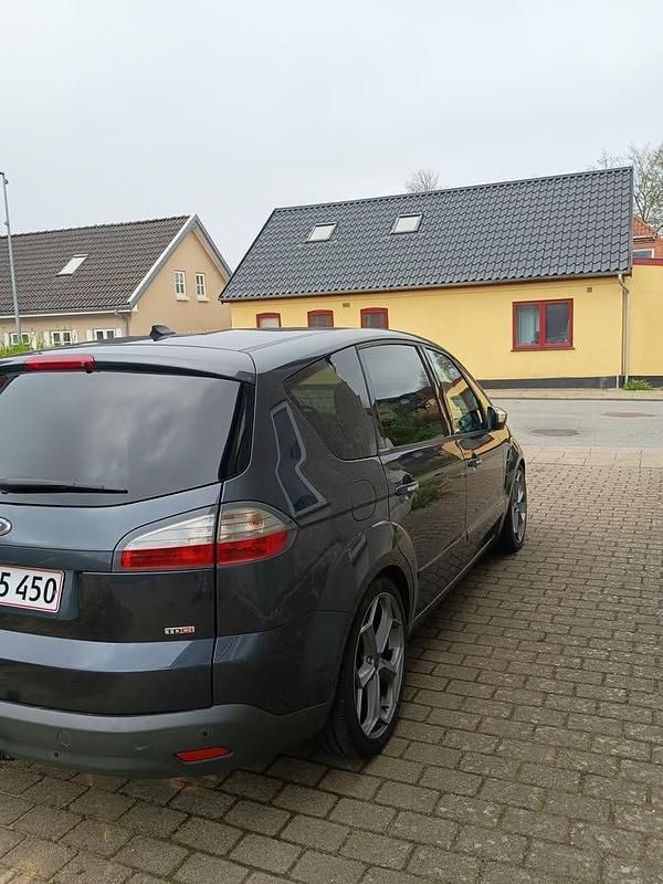 Brugt Ford S-MAX S 140 HK (102 kW) 2010 MPV