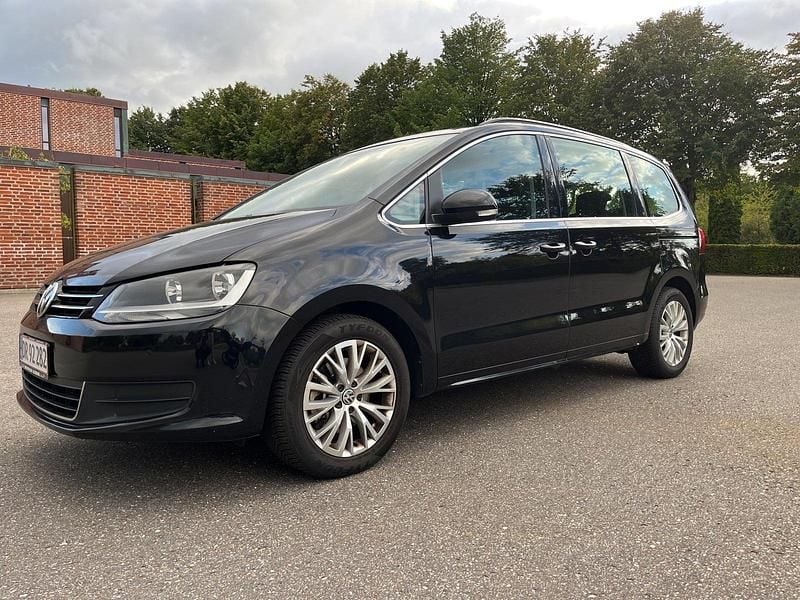 Sort Brugt 2016 VW Sharan Comfortline MPV | 184.990 kr. - Billede 1/4
