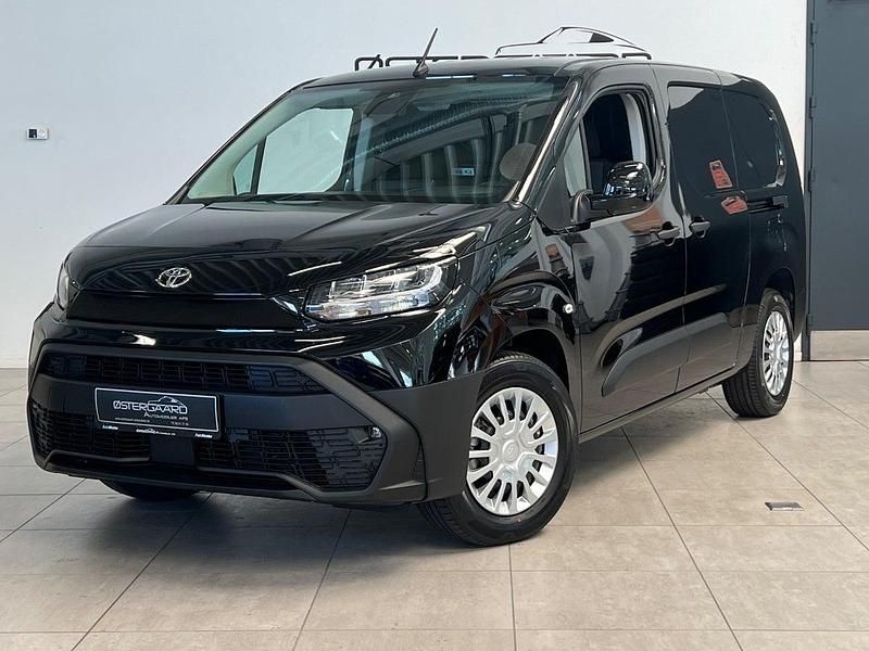 Sort Ny 2025 Toyota Proace City City Van | 169.700 kr. - Billede 1/4