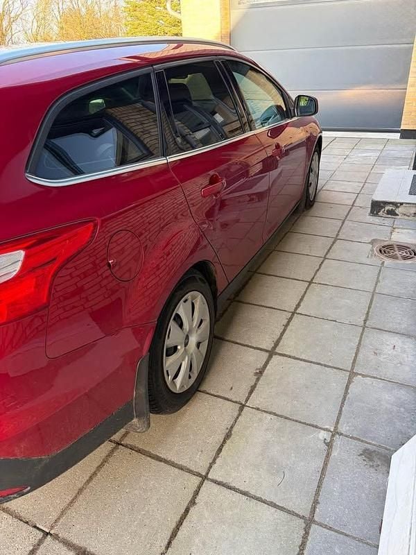 Brugt Ford Focus Titanium 116 HK (85 kW) 2012 Stationcar