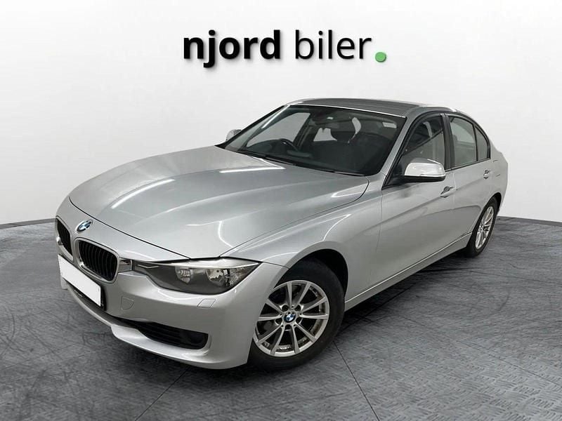 Brugt 2012 BMW 320 Sedan | 129.700 kr. (God pris) - Billede 1/3