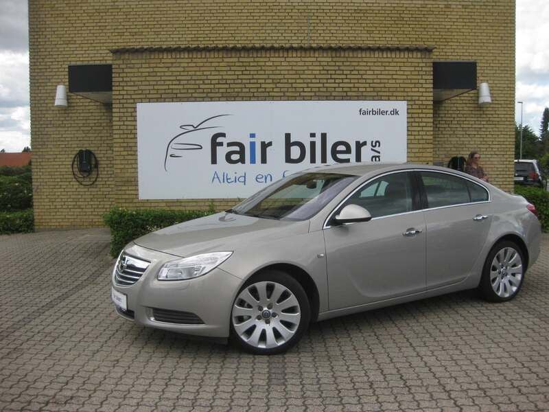Beigemetal Brugt 2010 Opel Insignia Cosmo Sedan | 149.900 kr. - Billede 1/4