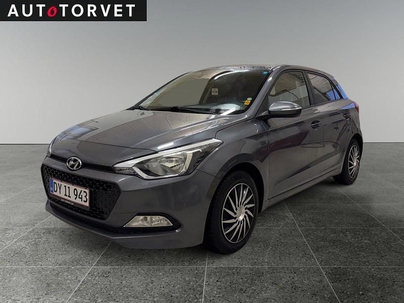 Brugt Hyundai i20 Comfort 75 HK (55 kW) 2016 Koks Hatchback