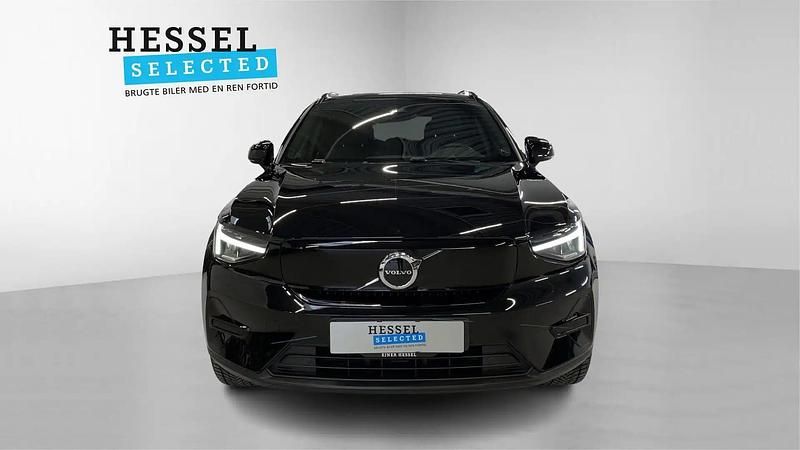 Brugt Volvo XC40 Core 169 kW (231 HK) 2022 Onyx black metallic SUV