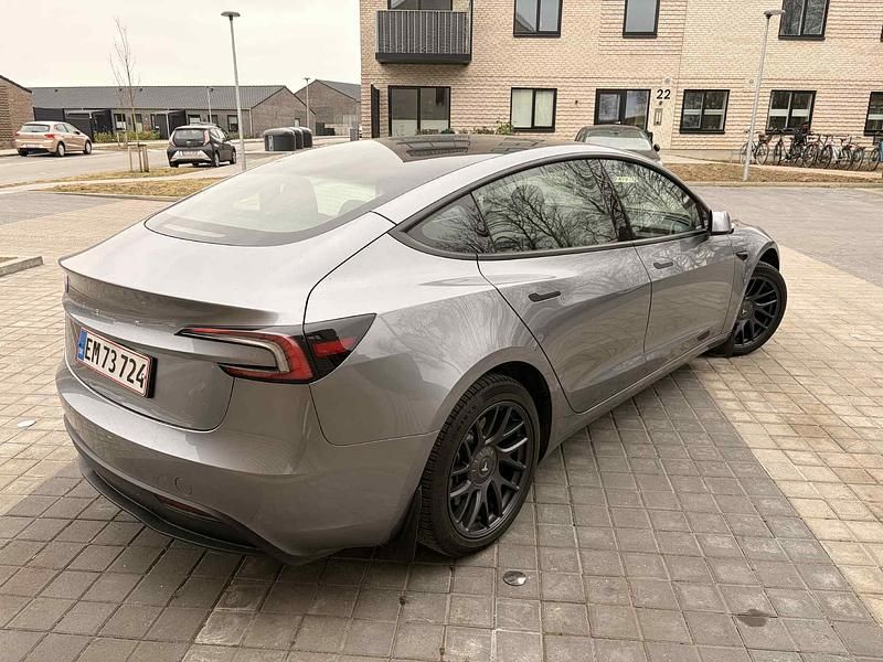 Brugt Tesla Model 3 Long Range RWD 235 kW (320 HK) 2024 QuickSilver Sedan