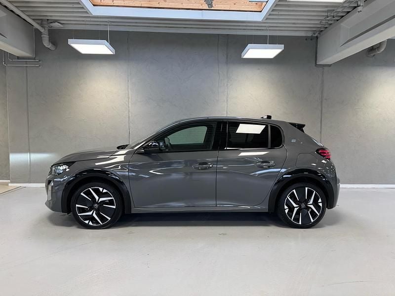 Brugt Peugeot e-208 GT 114 kW (156 HK) 2024 Graametal Hatchback