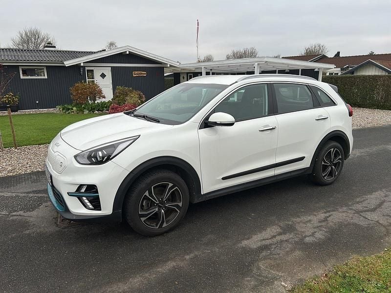 Brugt Kia e-Niro Vision 100 kW (136 HK) 2022 Hvid SUV