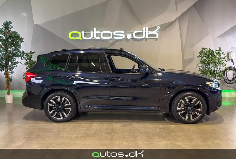 Brugt BMW iX3 M Sport 210 kW (286 HK) 2023 Carbonsortmetal SUV