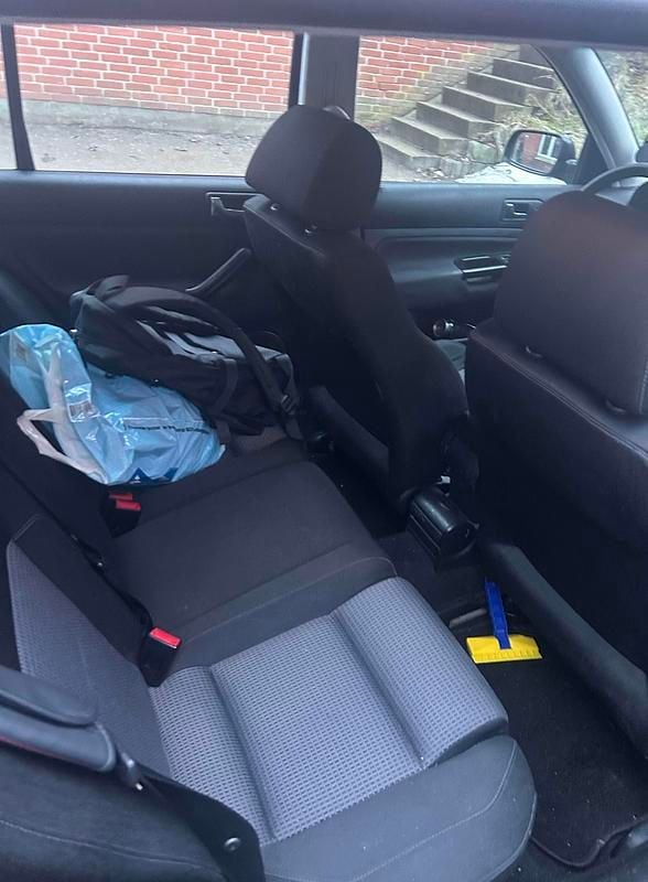 sort Brugt 2002 VW Golf IV Highline Hatchback | 17.000 kr. - Billede 1/5