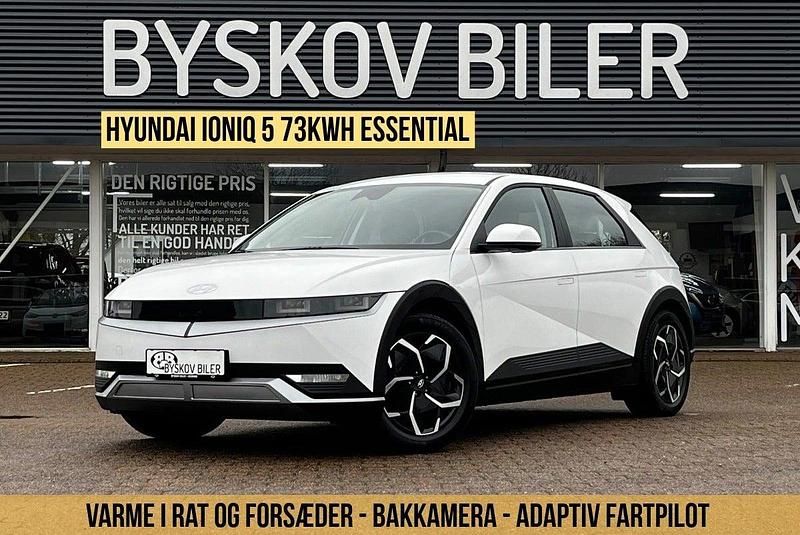 Hvid Brugt 2022 Hyundai Ioniq 6 Essential Sedan | 199.995 kr. (God pris) - Billede 1/4