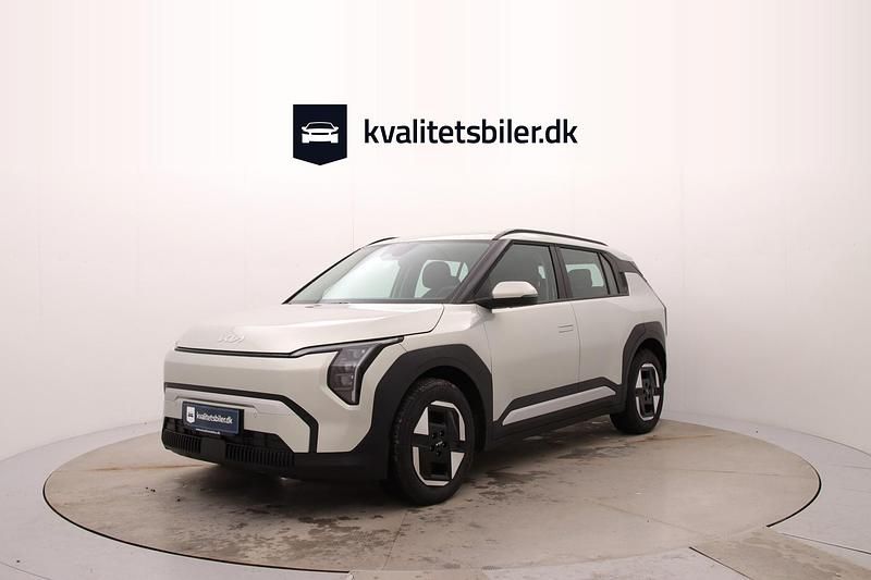 Sølvmetal Ny 2025 Kia EV3 Air SUV | 238.500 kr. (God pris) - Billede 1/4