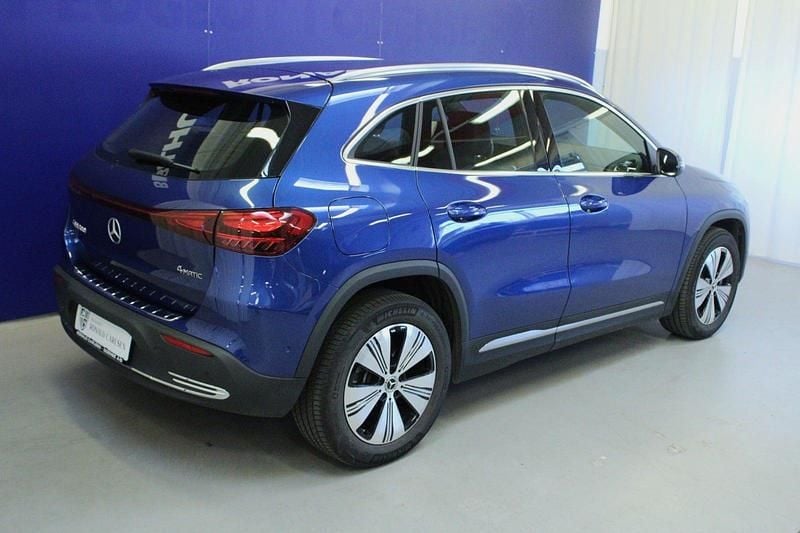Brugt Mercedes EQA300 167 kW (228 HK) 2024 Blåmetal SUV