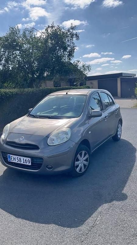 Grå Brugt 2013 Nissan Micra MPV | 24.000 kr. (Fair pris) - Billede 1/4