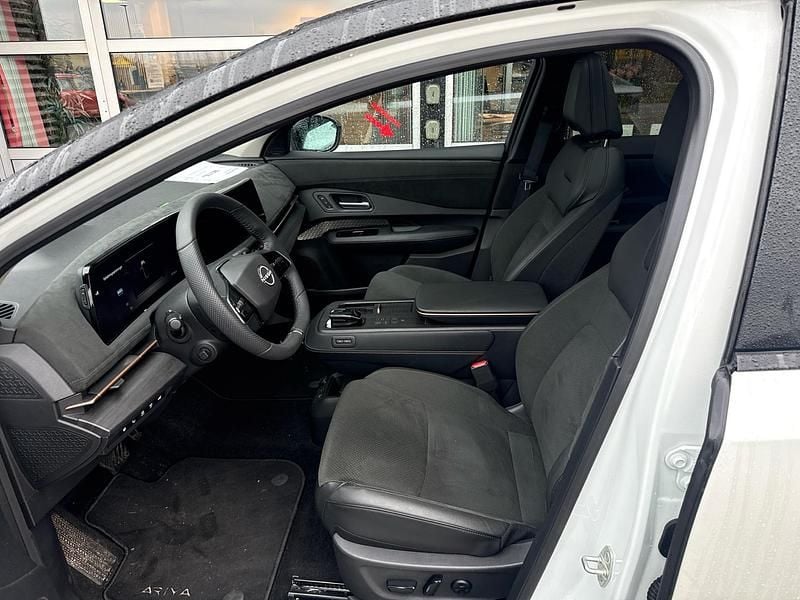Brugt Nissan Ariya Evolve 175 kW (238 HK) 2024 Pearl white/pearl black SUV