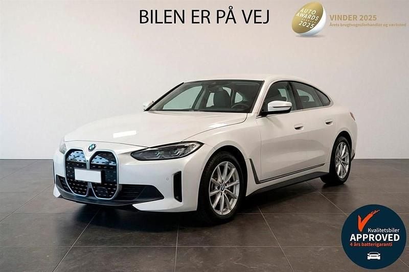 Hvidmetal Brugt 2023 BMW i4 Sedan | 309.900 kr. (Super pris) - Billede 1/4