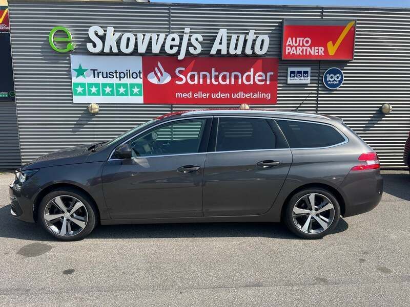 Gråmetal Brugt 2019 Peugeot 308 Prestige Hatchback | 137.900 kr. (Lidt for dyr) - Billede 1/4