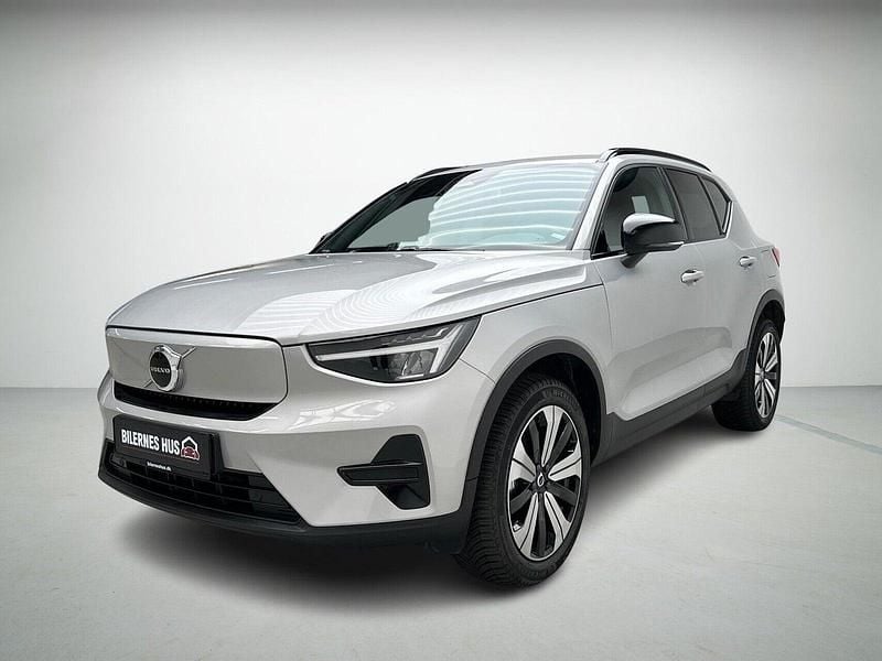 Sølvmetal Brugt 2022 Volvo XC40 Core SUV | 234.900 kr. (Fair pris) - Billede 1/4