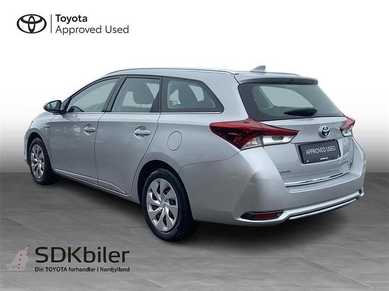 Brugt Toyota Auris Touring Sports H2 136 HK (100 kW) 2015 Sølvmetal Stationcar