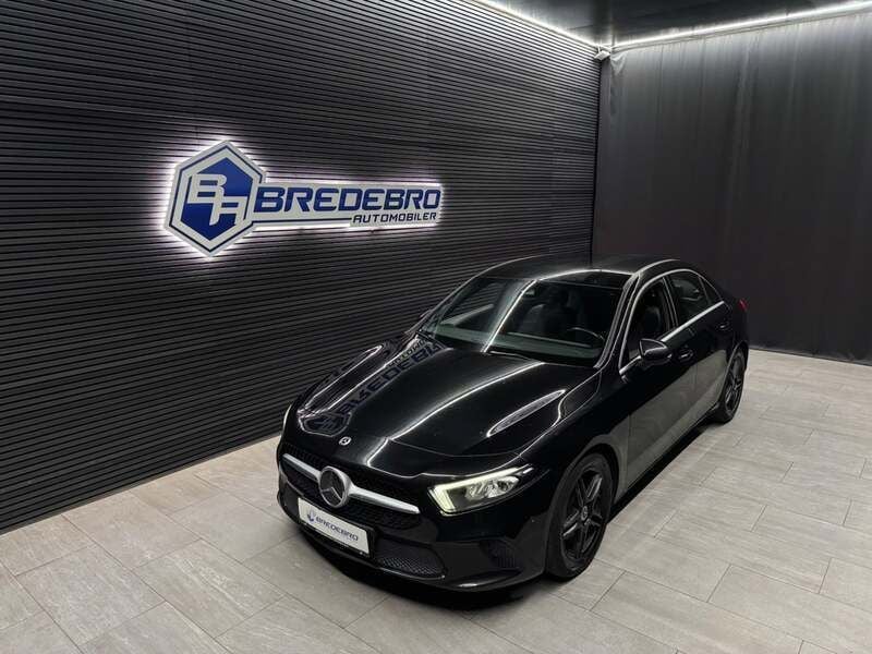 Sort Brugt 2020 Mercedes A200 Sedan | 209.500 kr. (Fair pris) - Billede 1/1