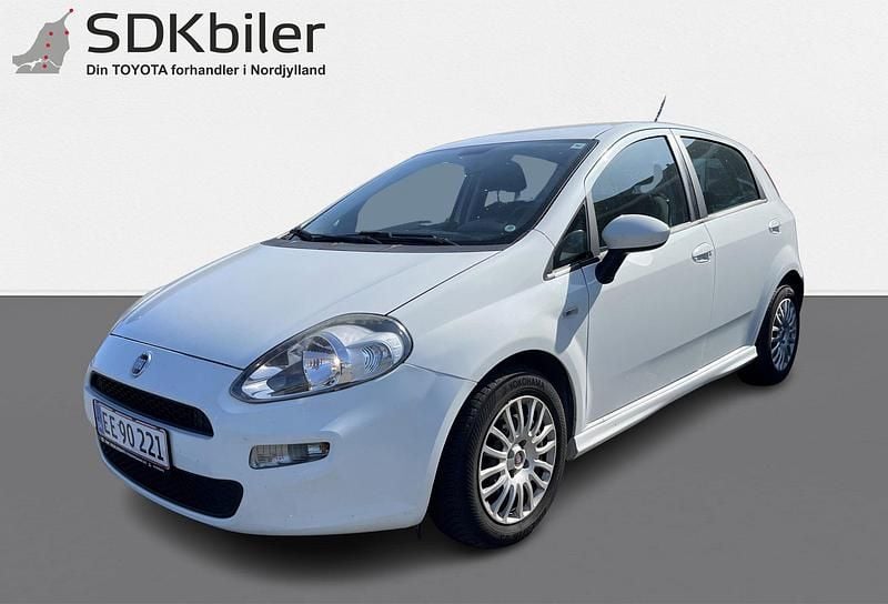 Hvid Brugt 2015 Fiat Punto Pop Star Hatchback | 64.900 kr. - Billede 1/4