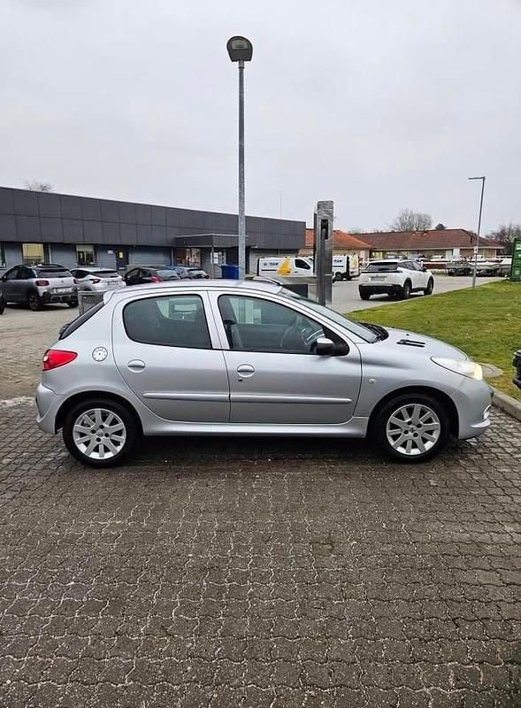 Brugt Peugeot 206+ 68 HK (50 kW) 2009 Hatchback