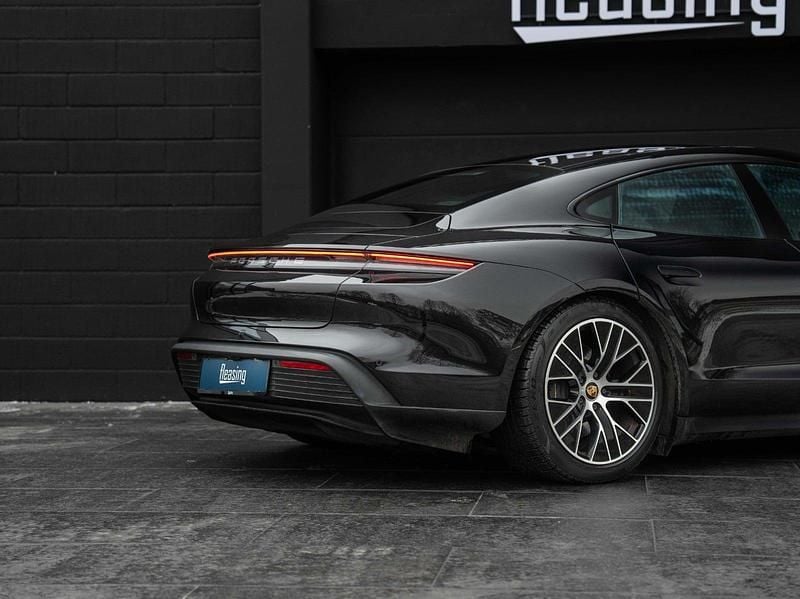 Brugt Porsche Taycan Performance Package 279 kW (380 HK) 2021 Sortmetal Sedan