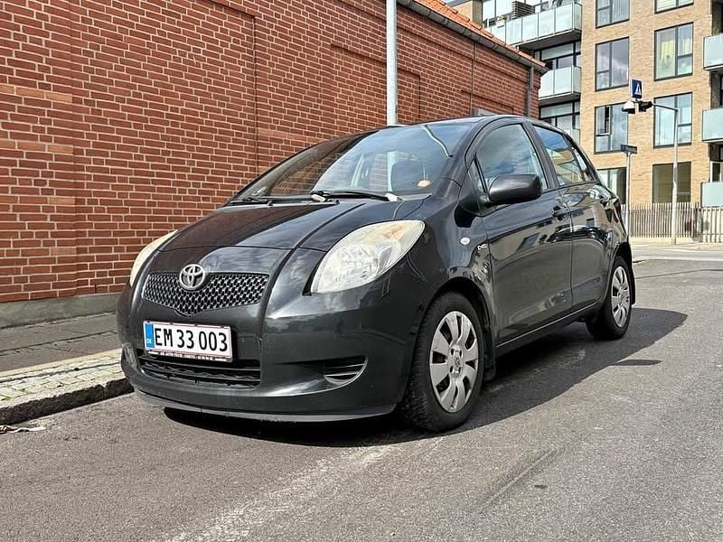Brugt 2009 Toyota Yaris Hatchback | 25.500 kr. - Billede 1/4