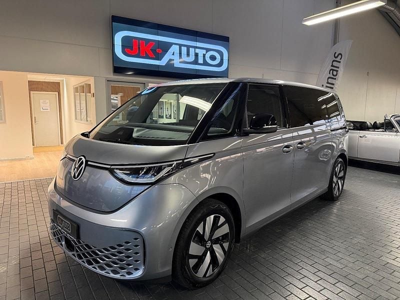 Sølvmetal Ny 2025 VW ID. Buzz Life MPV | 429.800 kr. (God pris) - Billede 1/4