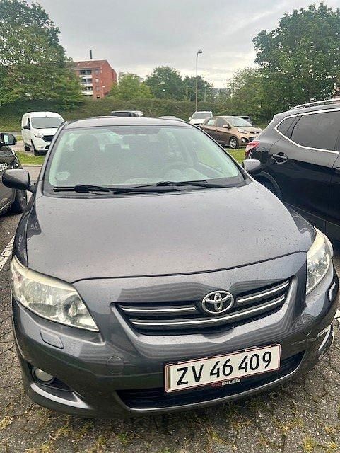 Brugt 2008 Toyota Corolla Sedan | 39.900 kr. - Billede 1/4