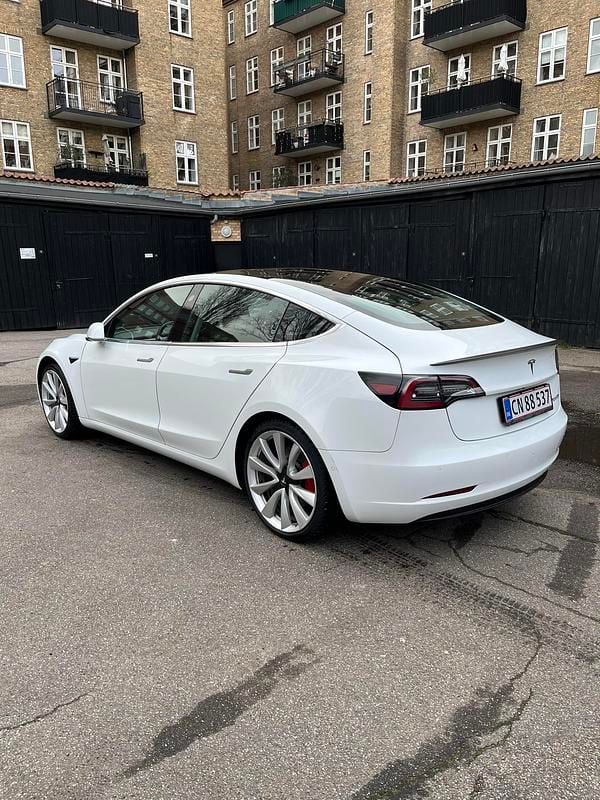 Hvid Brugt 2019 Tesla Model 3 Performance Sedan | 257.600 kr. (Dyr) - Billede 1/7