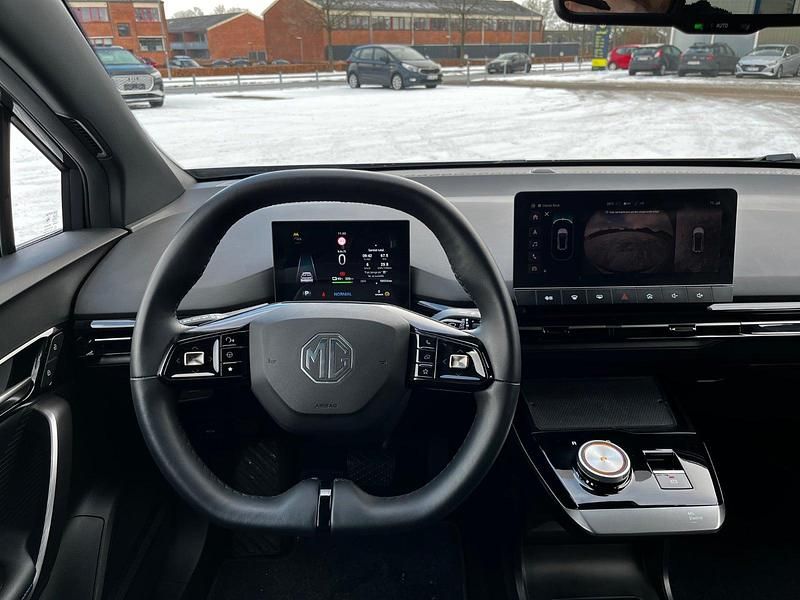 Brugt MG MG4 EV Luxury 150 kW (204 HK) 2023 Koksmetal Hatchback