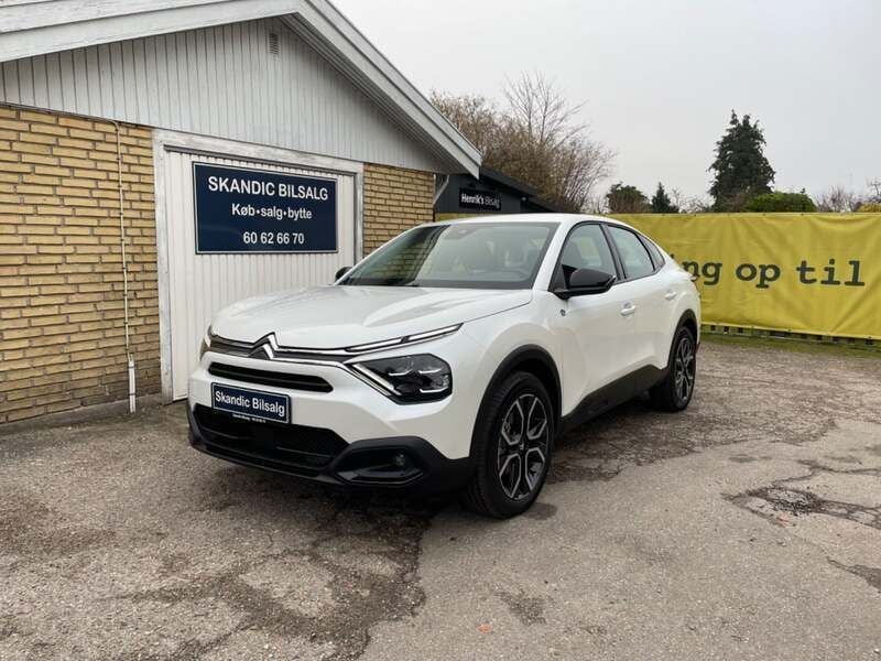 Hvid Brugt 2023 Citroën e-C4 Sedan | 167.900 kr. (God pris) - Billede 1/4
