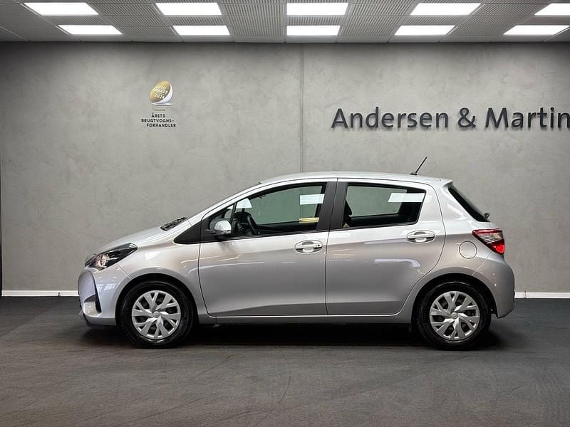 Brugt Toyota Yaris Hybrid H2 100 HK (73 kW) 2019 Grå Hatchback