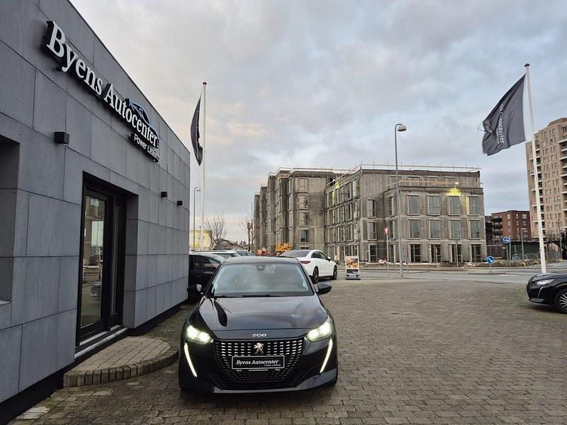 Brugt Peugeot 208 Allure Sky 100 HK (73 kW) 2020 Sort Hatchback