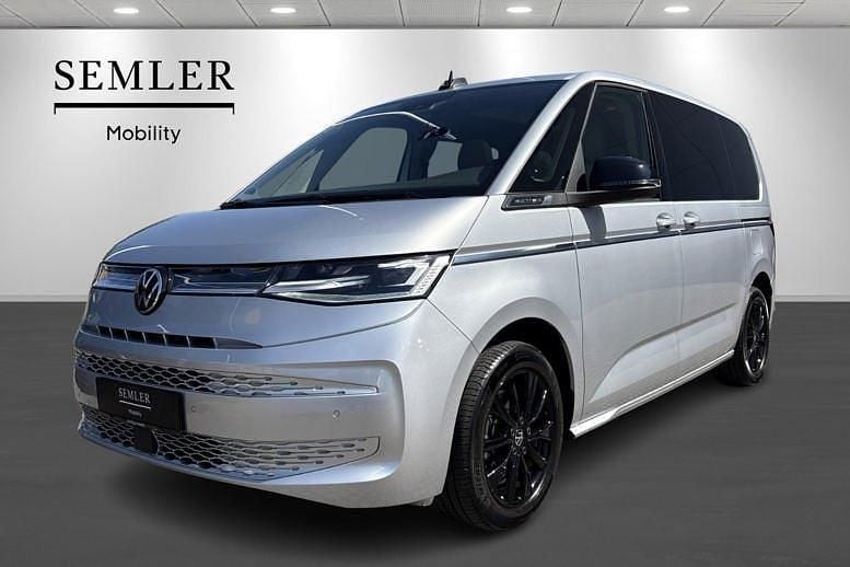 Sølvmetal Brugt 2024 VW Multivan Style MPV | 629.900 kr. (Fair pris) - Billede 1/4