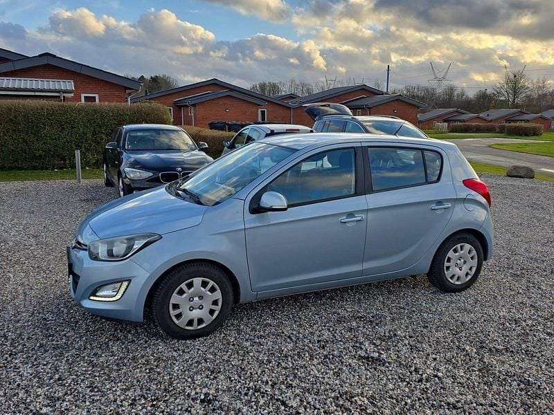 Blåmetal Brugt 2012 Hyundai i20 Comfort Hatchback | 44.900 kr. (Fair pris) - Billede 1/4