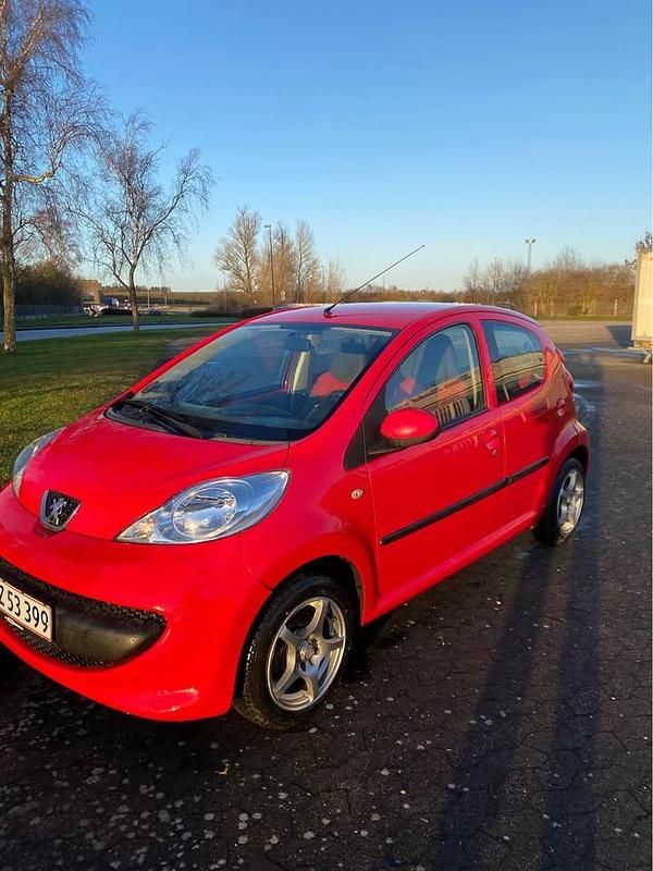 Brugt Peugeot 107 68 HK (50 kW) 2007 Hatchback