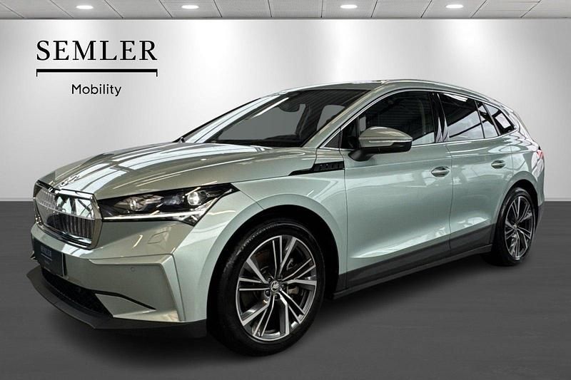 Lysgrønmetal Brugt 2022 Skoda Enyaq iV Suite SUV | 279.900 kr. (Fair pris) - Billede 1/4